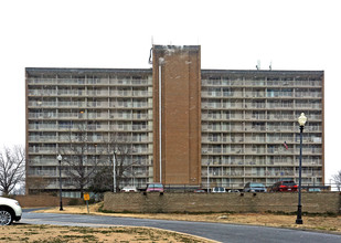 Honor Heights Tower in Muskogee, OK - Building Photo - Building Photo