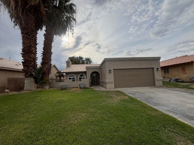 31175 Sky Blue Water Trail in Cathedral City, CA - Building Photo