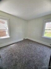 706 E Delavan Ave in Buffalo, NY - Building Photo - Building Photo