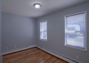 79 Columbia Ave in Jersey City, NJ - Building Photo - Building Photo