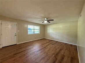 707 E Washington Ave in Harrison, AR - Foto de edificio - Building Photo