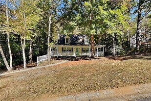 7290 Hickory Bluff Dr in Cumming, GA - Building Photo