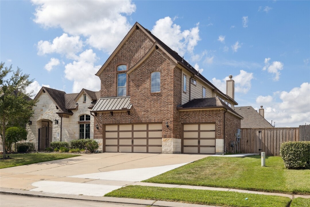 19403 Sanctuary Robin Ln in Spring, TX - Building Photo