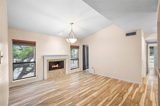 property at 1818 Augusta Dr