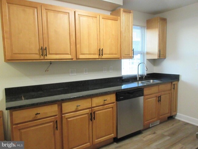 property at 10 N Stiles Ave