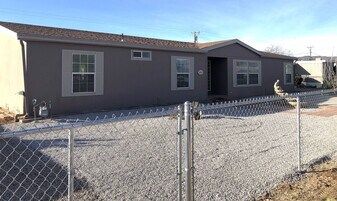 2480 E Leroy Ave in Kingman, AZ - Building Photo