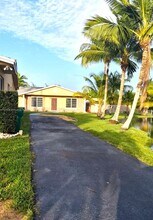 4725 SW 109th Terrace in Davie, FL - Building Photo - Building Photo