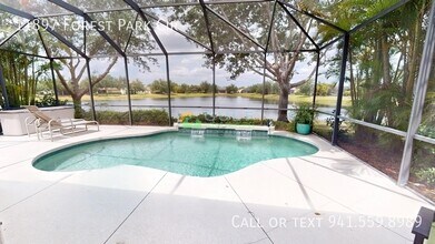 11897 Forest Park Cir in Bradenton, FL - Building Photo - Building Photo