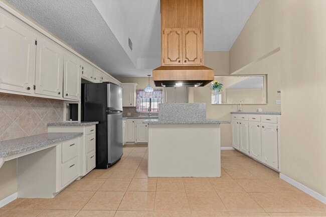 property at 4114 Connorvale Rd