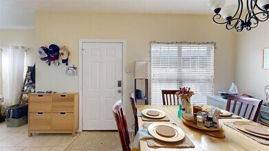 1125 Welsh Ave in College Station, TX - Foto de edificio - Building Photo
