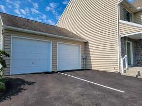 700 Lincoln Gardens Rd in Ephrata, PA - Building Photo - Building Photo