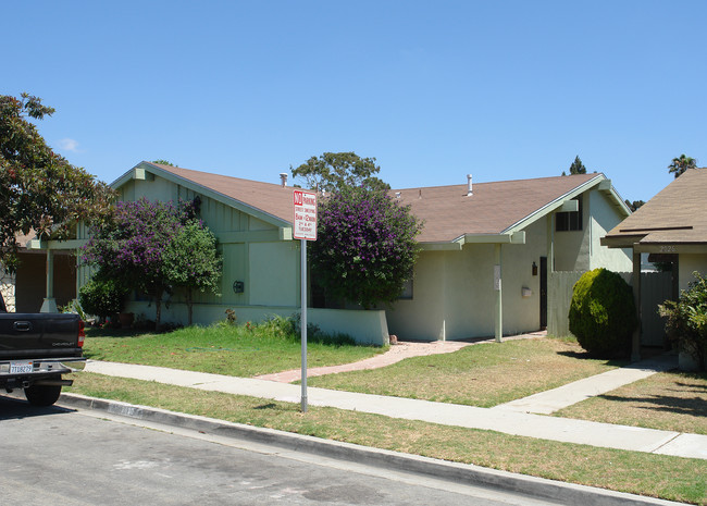 2030-2032 Norma St in Oxnard, CA - Foto de edificio - Building Photo