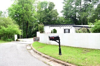 1610 E 27th Ave in Tuscaloosa, AL - Building Photo - Building Photo