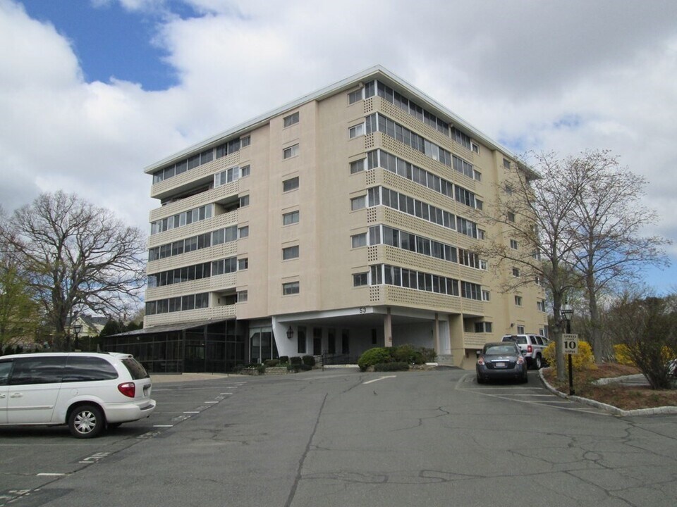 53 Melrose St, Unit 3E in Melrose, MA - Building Photo