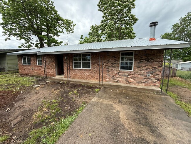 property at 5406 S 17th Terrace