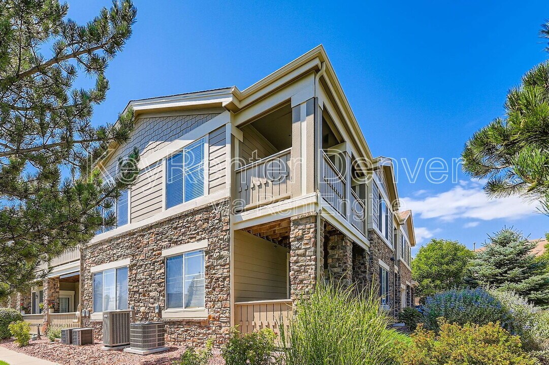 14122 Sun Blaze Loop in Broomfield, CO - Foto de edificio