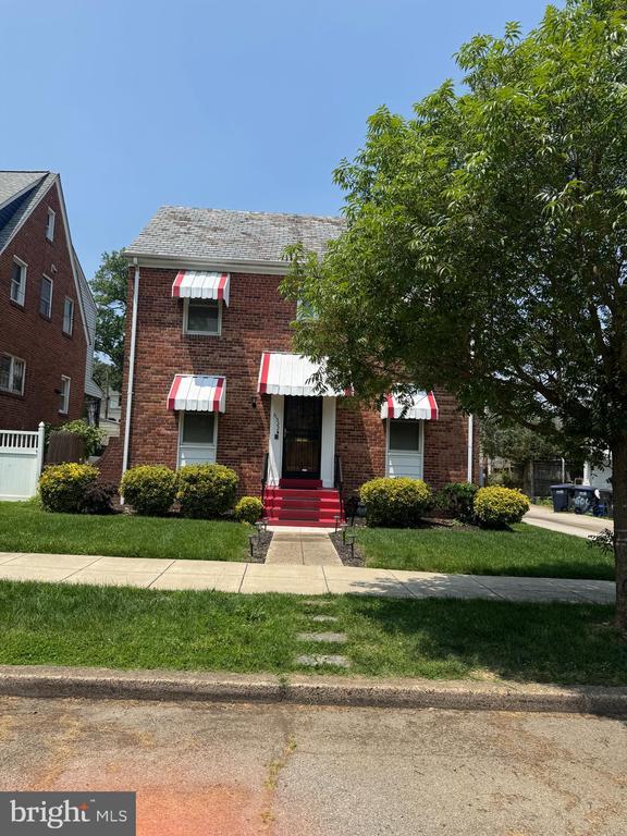 property at 6522 6th St NW