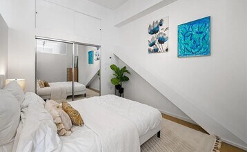 649 2nd Ave in New York, NY - Building Photo - Building Photo