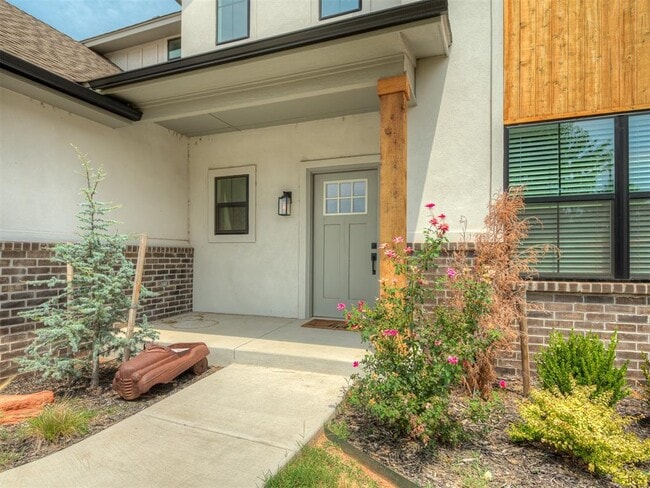 property at 1413 Zachary Ln