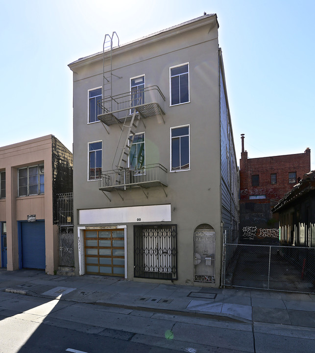 2344 3rd St in San Francisco, CA - Foto de edificio