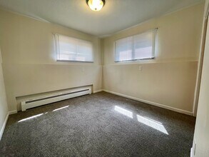 1106 18th St S, Unit 2 in Moorhead, MN - Building Photo - Building Photo