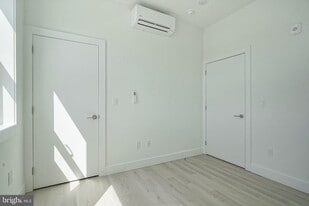 2654 Coral St in Philadelphia, PA - Building Photo