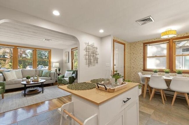 9 S Street Ct in Medford, MA - Building Photo - Building Photo