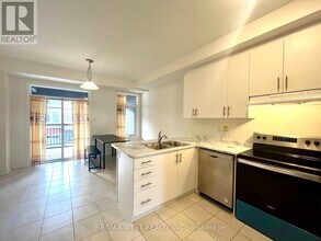 97 Carneros Wy in Markham, ON - Building Photo - Building Photo