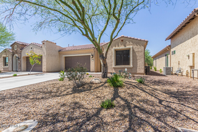 16936 W Berkeley Ct in Goodyear, AZ - Foto de edificio - Building Photo