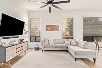 7250 E Norland St in Mesa, AZ - Building Photo - Building Photo