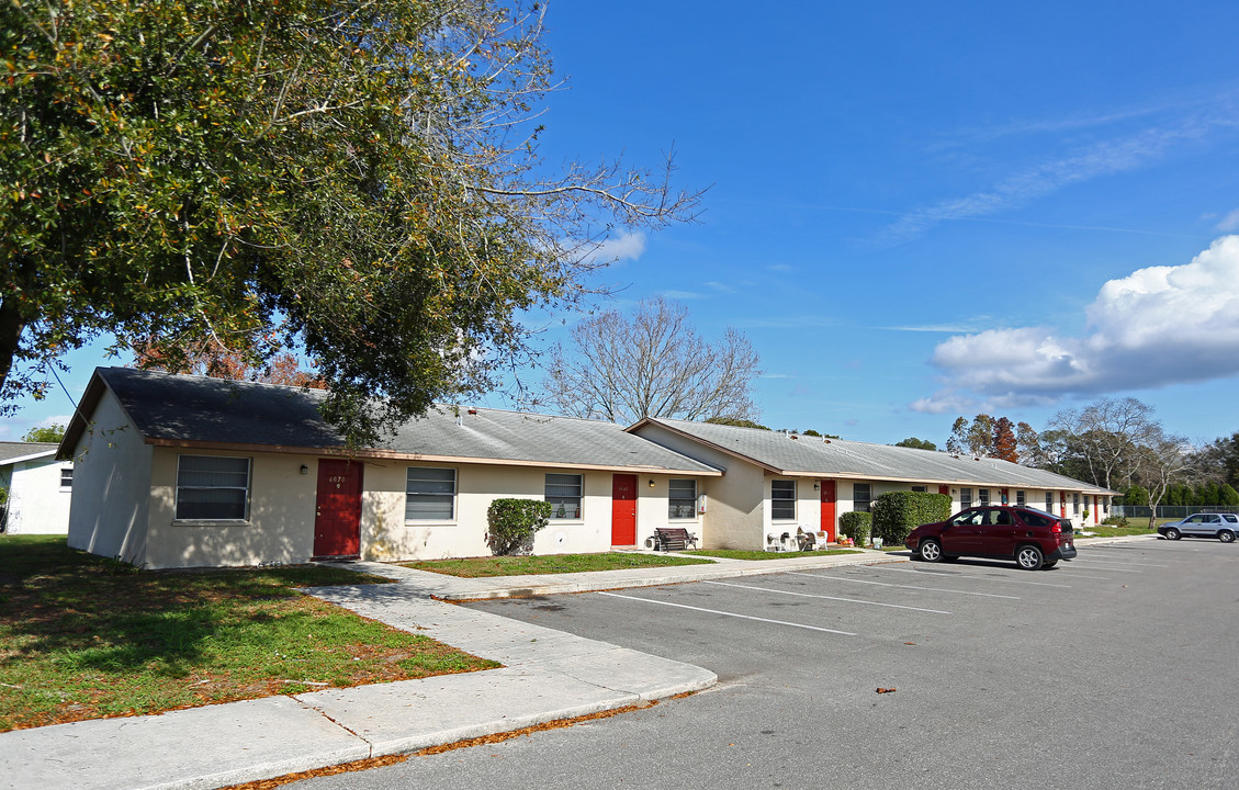 Park Hill Terrace in Zephyrhills, FL - Building Photo