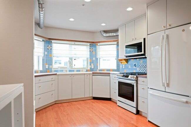 11560 Stone Ave N in Seattle, WA - Building Photo - Building Photo