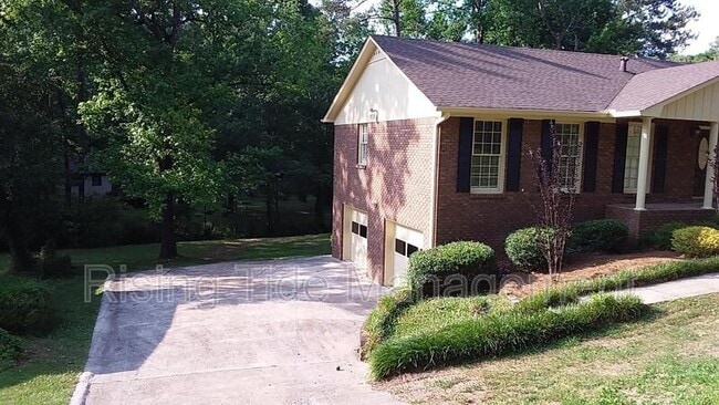 508 Wood Terrace NE in Center Point, AL - Building Photo - Building Photo
