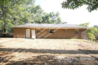 1105 Little John Ln in Birmingham, AL - Building Photo - Building Photo