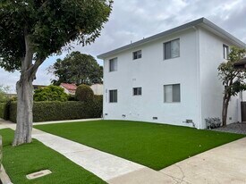 3633 Kelton Ave, Unit 4 in Los Angeles, CA - Building Photo