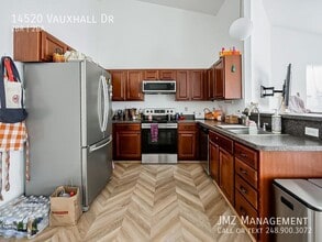 14520 Vauxhall Dr in Sterling Heights, MI - Building Photo - Building Photo