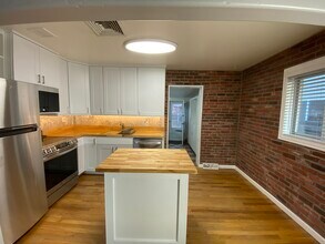 4858 Benton St in Denver, CO - Building Photo - Building Photo