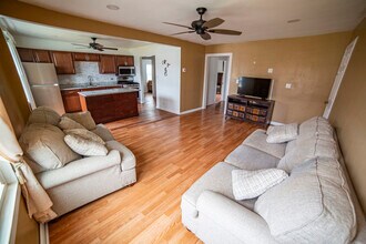 4572 Rumsey Ave in Oak Lawn, IL - Building Photo - Building Photo