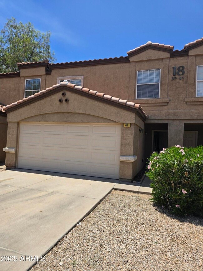 125 S 56th St in Mesa, AZ - Building Photo - Building Photo