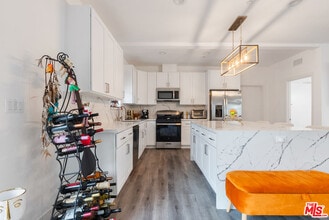 9109 N Nilo Ln in Los Angeles, CA - Building Photo - Building Photo