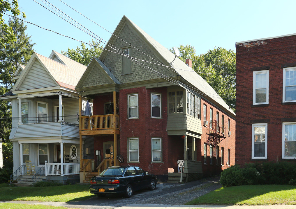 950 Park Ave in Schenectady, NY - Foto de edificio