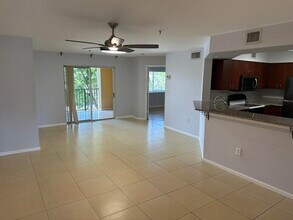 800 Scotia Dr in Hypoluxo, FL - Building Photo - Building Photo