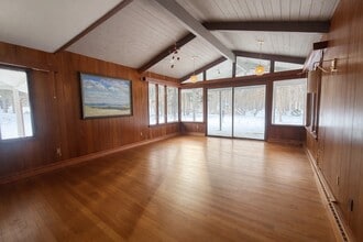 520 Murray Hill Rd in Vestal, NY - Building Photo - Building Photo