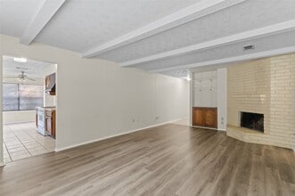 9505 John Bank Dr in Spring, TX - Building Photo - Building Photo