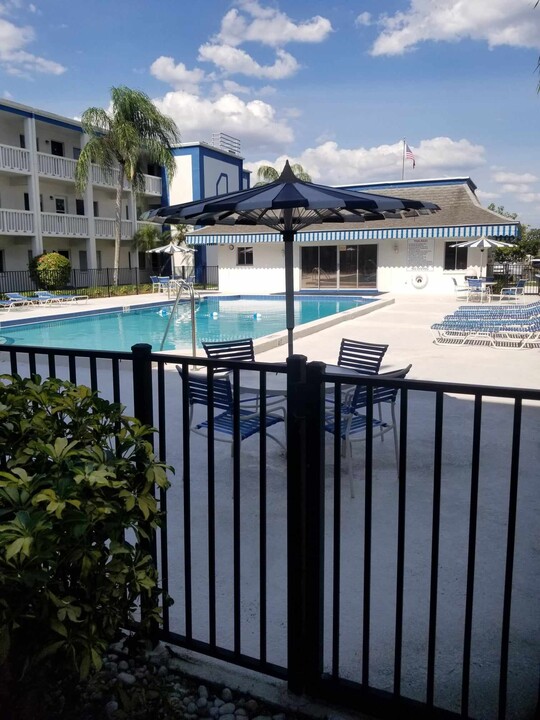 350 79th Ave N, Unit Gateway By The Bay in St. Petersburg, FL - Building Photo