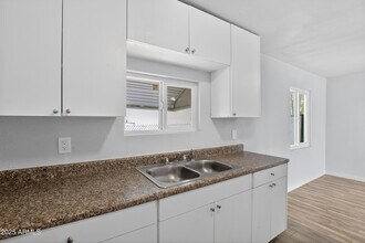 1410 S 24th Ave in Phoenix, AZ - Building Photo - Building Photo