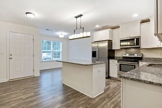 100 Brickyard Ln in Lillington, NC - Building Photo - Building Photo