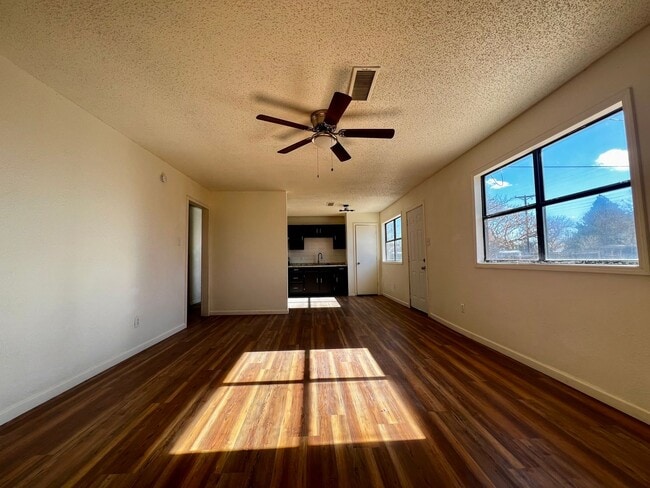 909 Bradley St in Lubbock, TX - Building Photo - Building Photo