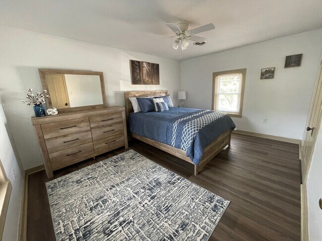 2312 Old Berwick Rd, Unit Upstairs in Bloomsburg, PA - Building Photo - Building Photo