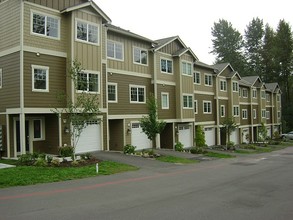 Maplewood in Everett, WA - Foto de edificio - Building Photo